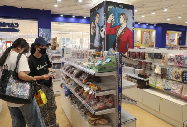 沪深股票配资 申观察｜南京路，走向“二次元”的繁花之路